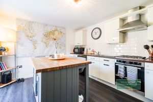 Photo 16- click for photo gallery